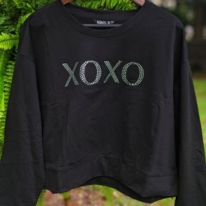 XOXO RHINESTONE CROP SWEATSHIRT Junior L & XL